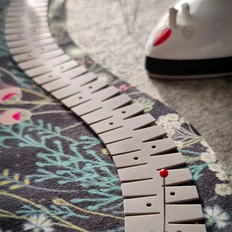 1pc Silicone Hemmer Flexible Sewing Tool Hem Ruler Auxiliary Tool